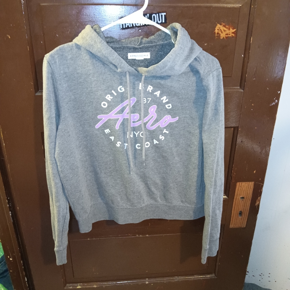 GUC Aeropostale Cropped Pull Over Hoodie Jrs. M